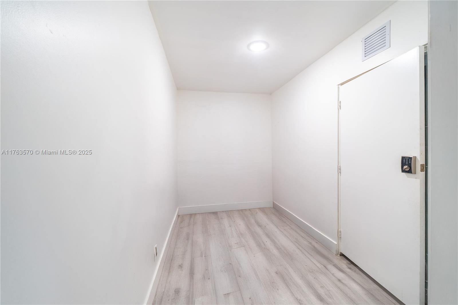 DRIFTWOOD ESTATES NO 3 - Residential