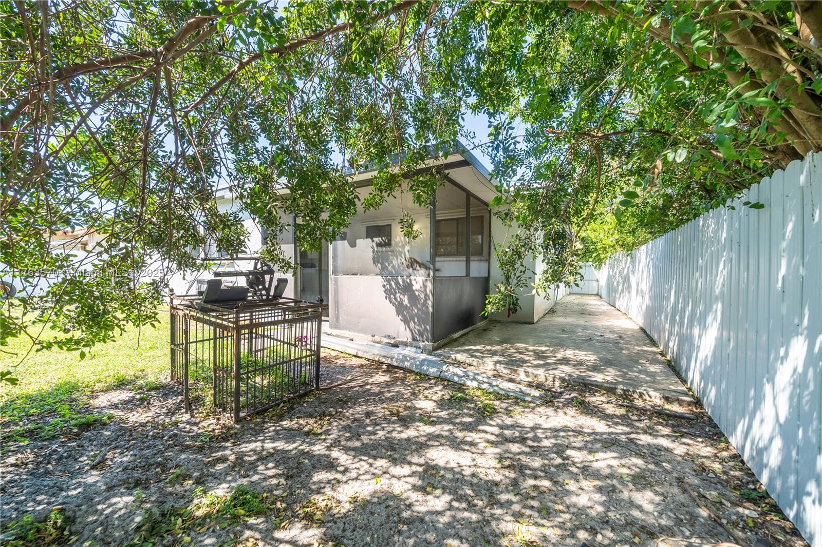 DRIFTWOOD ESTATES NO 3 - Residential