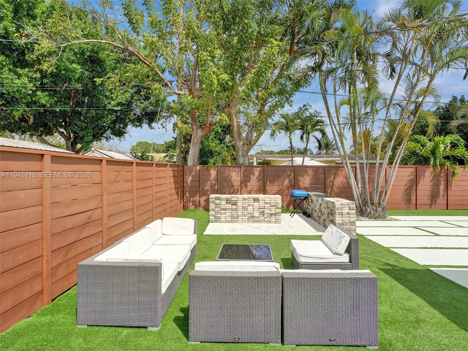 FLAMINGO PARK SEC - Residential