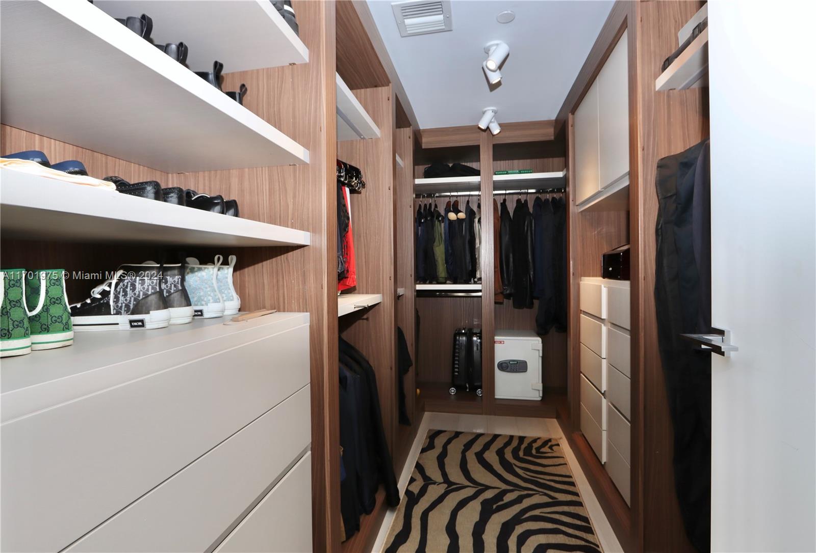 321 OCEAN CONDO - Residential