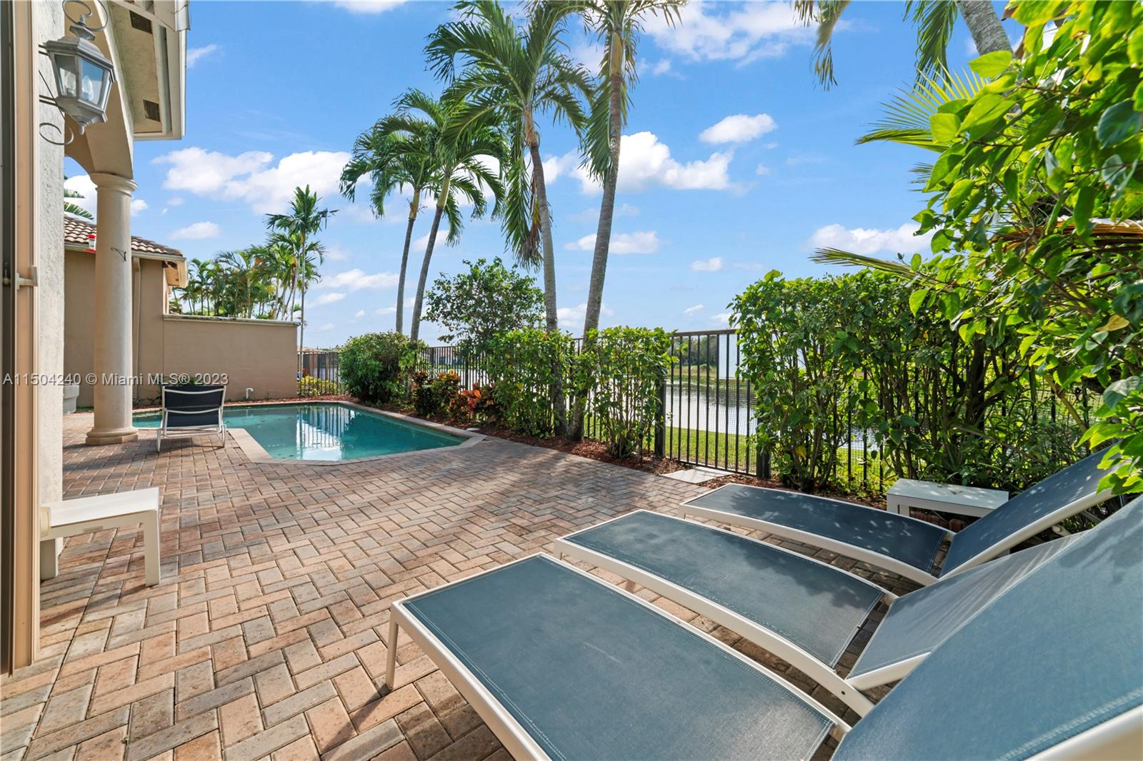 OAKS AT BOCA RATON 5 - Residential Lease