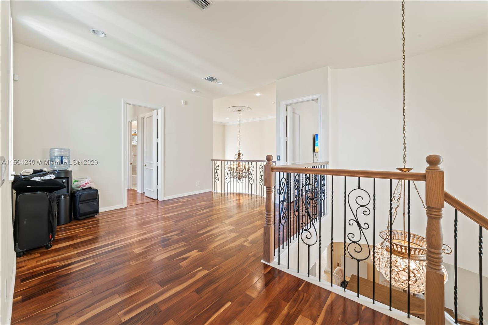 OAKS AT BOCA RATON 5 - Residential Lease