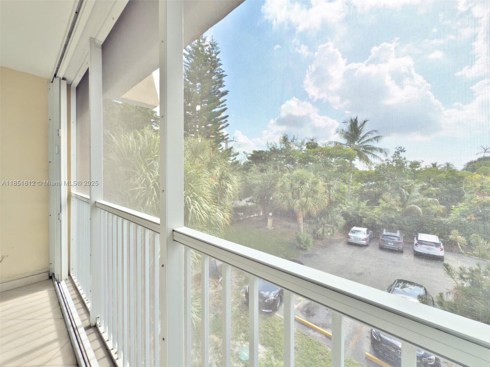 LAKE PARK CONDO NO 1 - BL - Residential