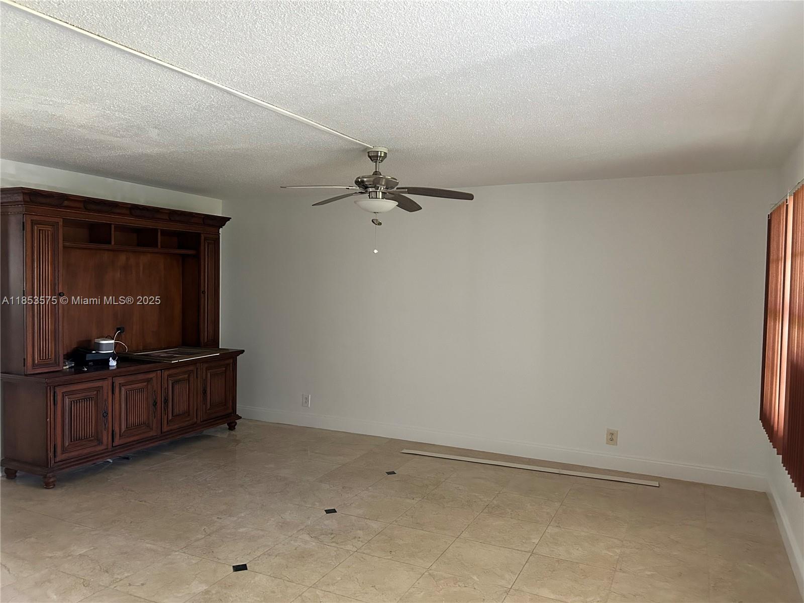 PARADISE VILLAS CONDO - Residential