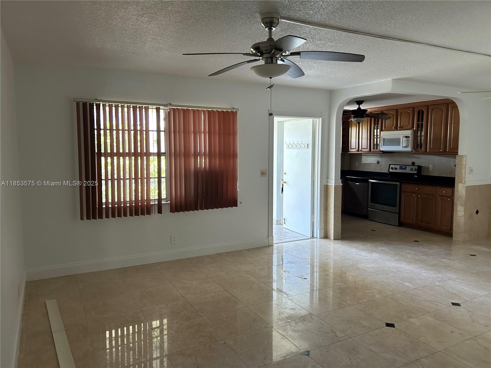 PARADISE VILLAS CONDO - Residential