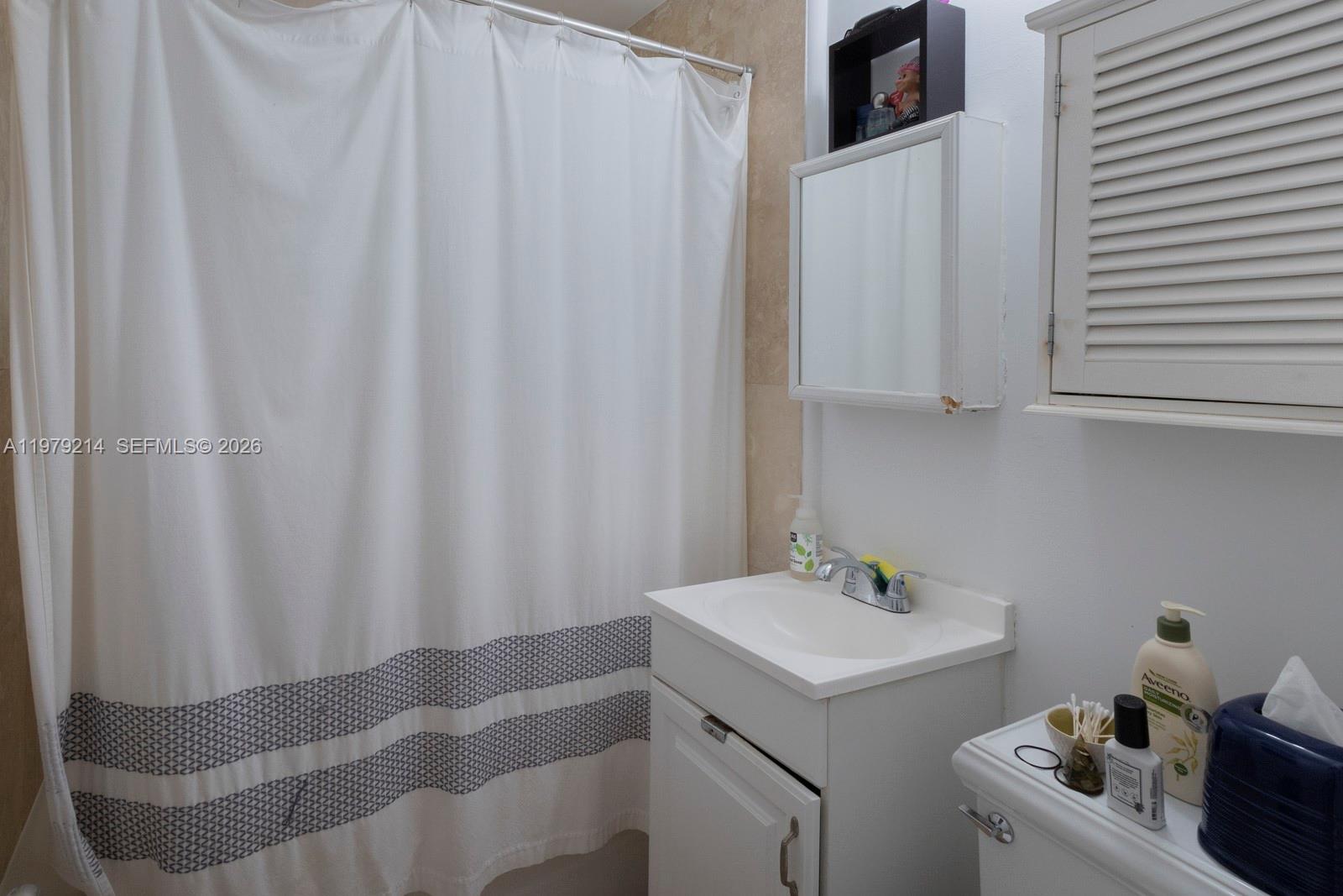 SOUTH BAY ESTATES - Residential