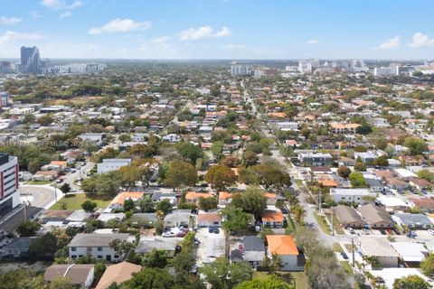 2710 SW 28th Ct Miami FL 33133