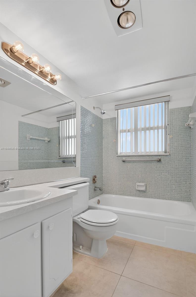 TILFORD S CONDO - Residential