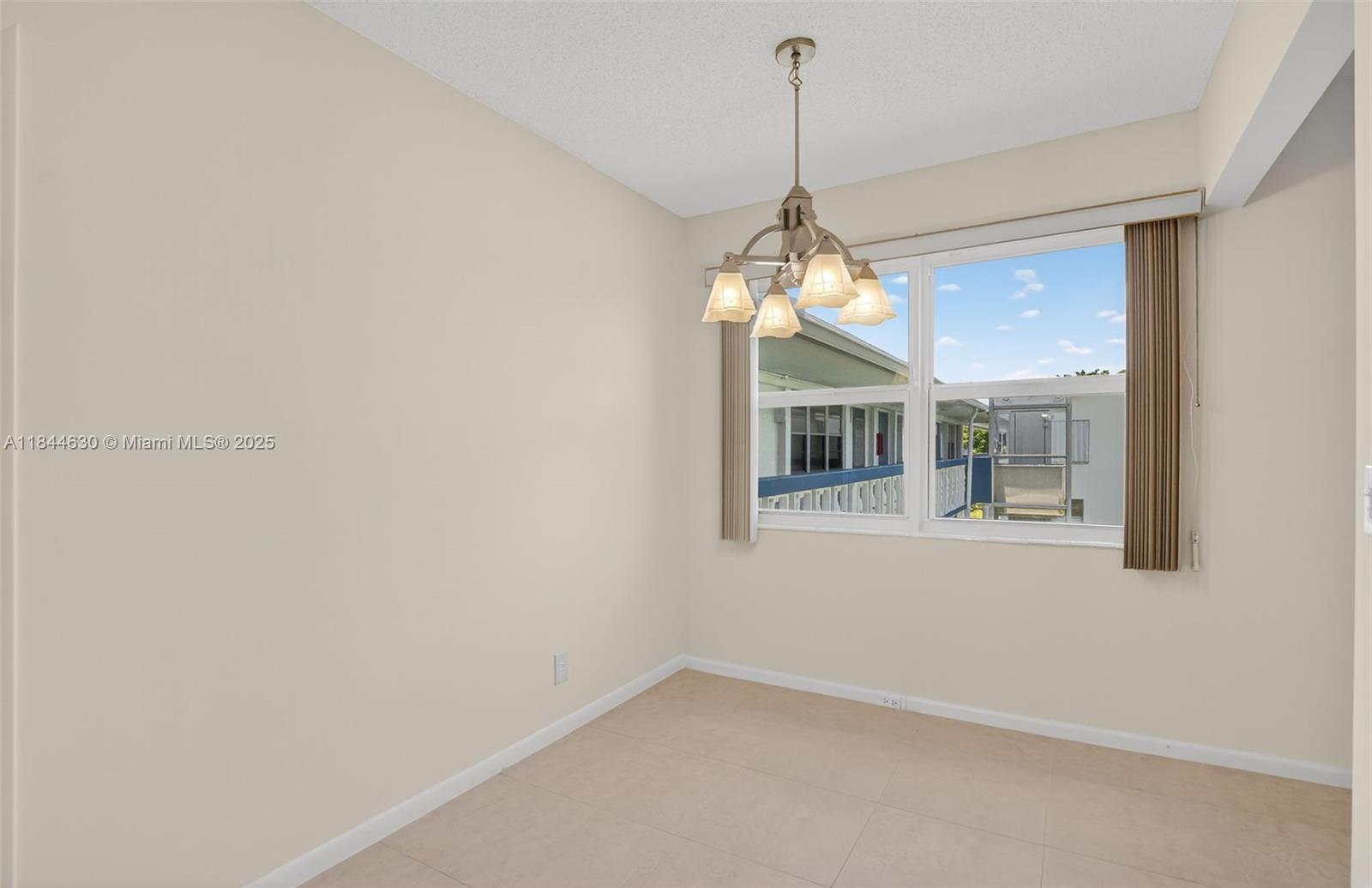 TILFORD S CONDO - Residential