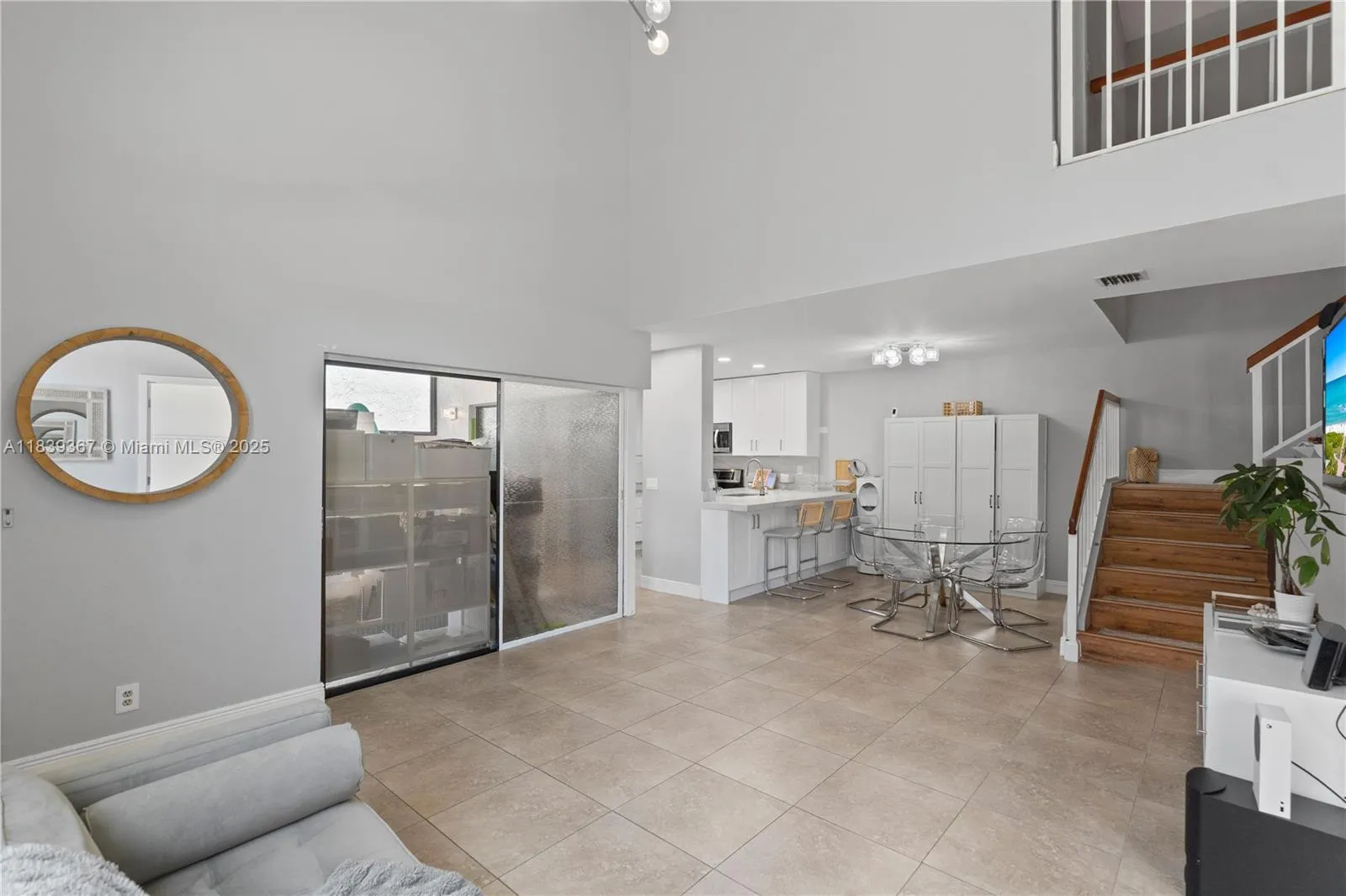 Aventura, Florida 33180, United States, 3 Bedrooms Bedrooms, ,3 BathroomsBathrooms,Residential,Active,171436