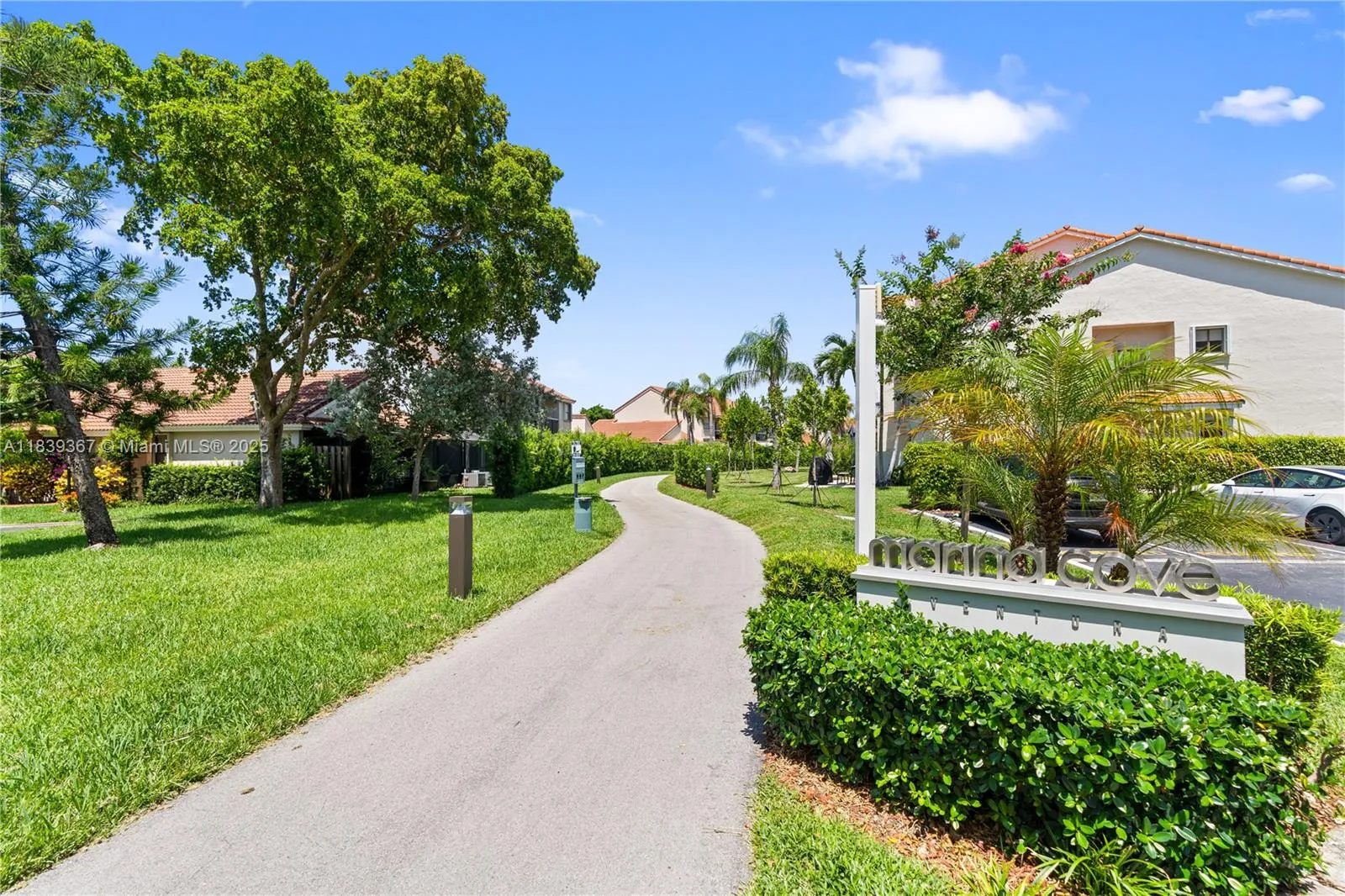 Aventura, Florida 33180, United States, 3 Bedrooms Bedrooms, ,3 BathroomsBathrooms,Residential,Active,171436