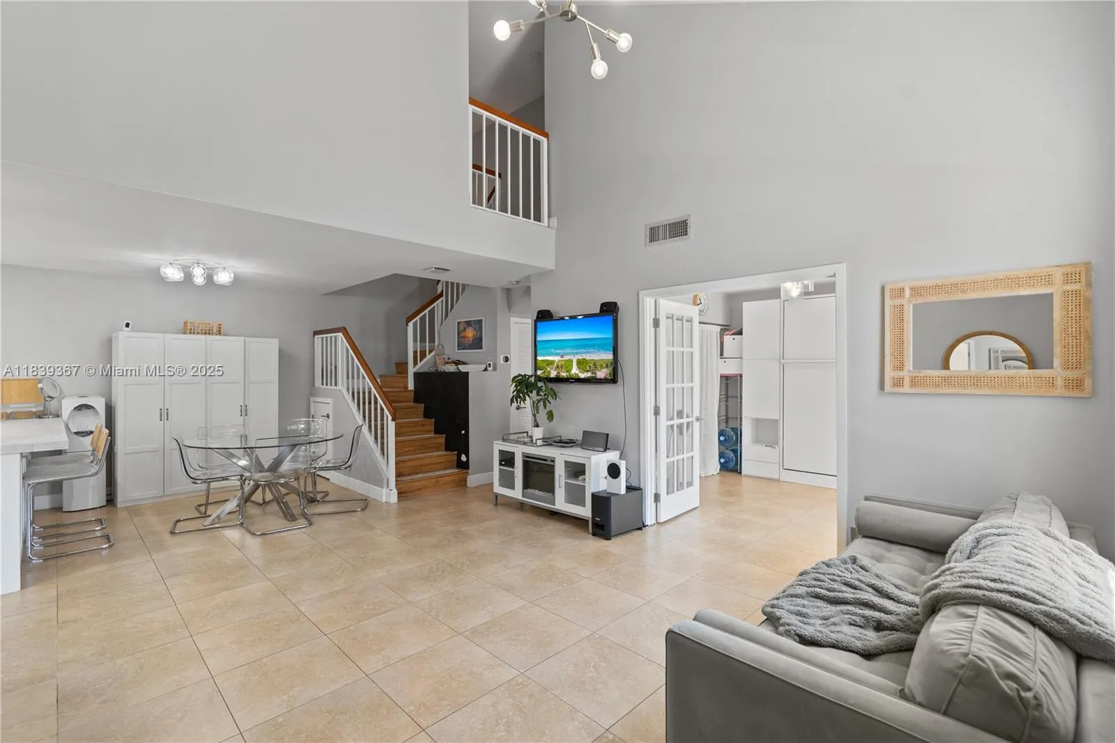 Aventura, Florida 33180, United States, 3 Bedrooms Bedrooms, ,3 BathroomsBathrooms,Residential,Active,171436