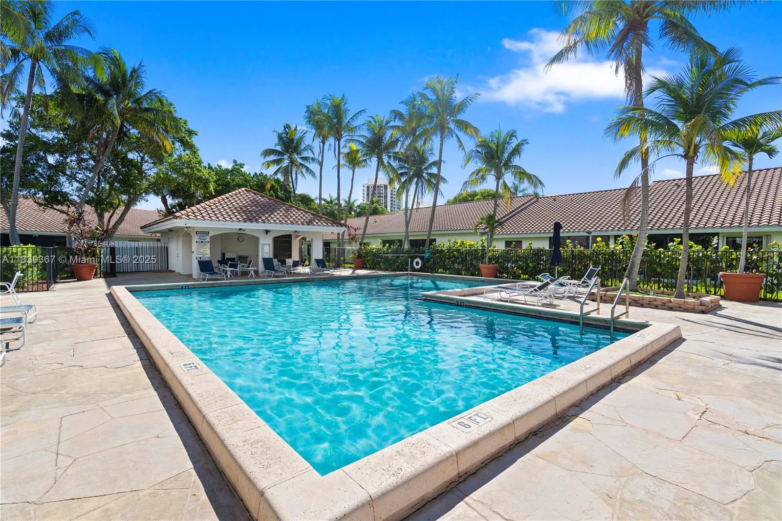 Aventura, Florida 33180, United States, 3 Bedrooms Bedrooms, ,3 BathroomsBathrooms,Residential,Active,171436