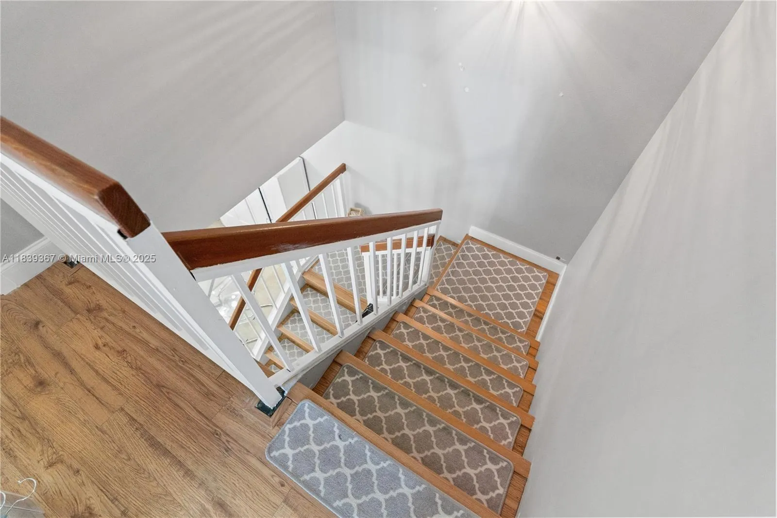 Aventura, Florida 33180, United States, 3 Bedrooms Bedrooms, ,3 BathroomsBathrooms,Residential,Active,171436