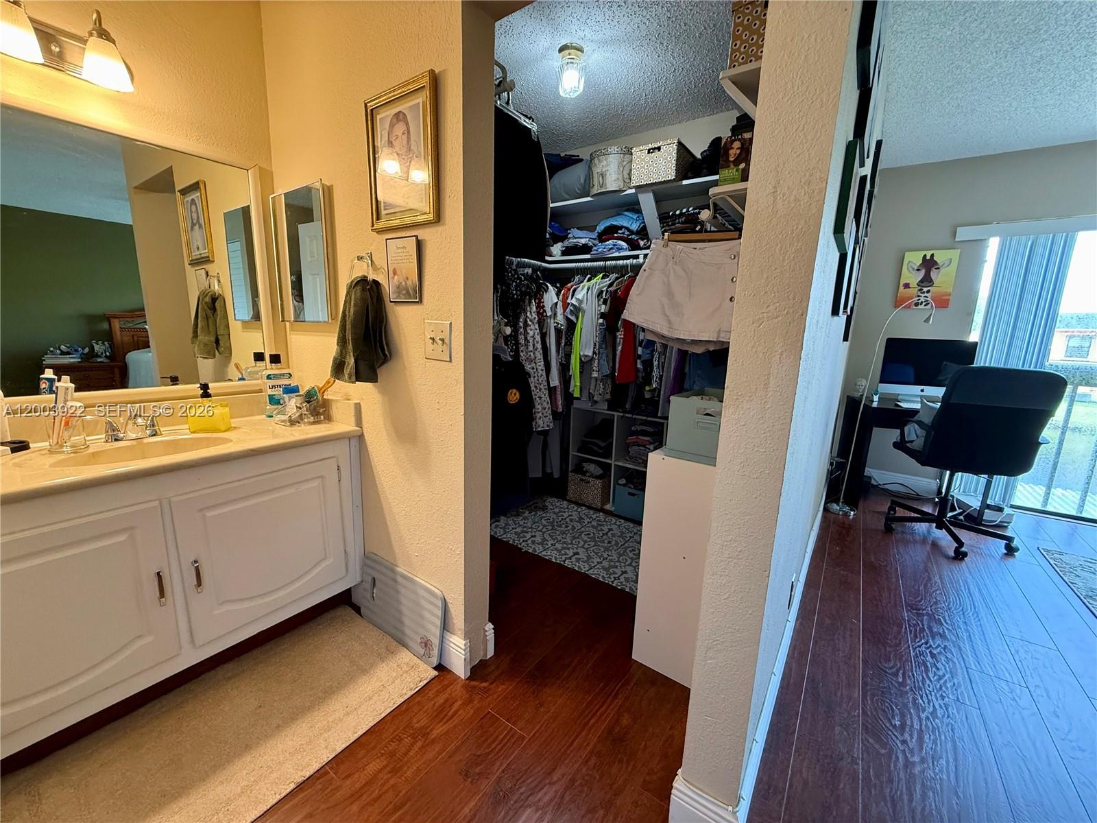 WESTVIEW CONDOMINIUM 4 - Residential