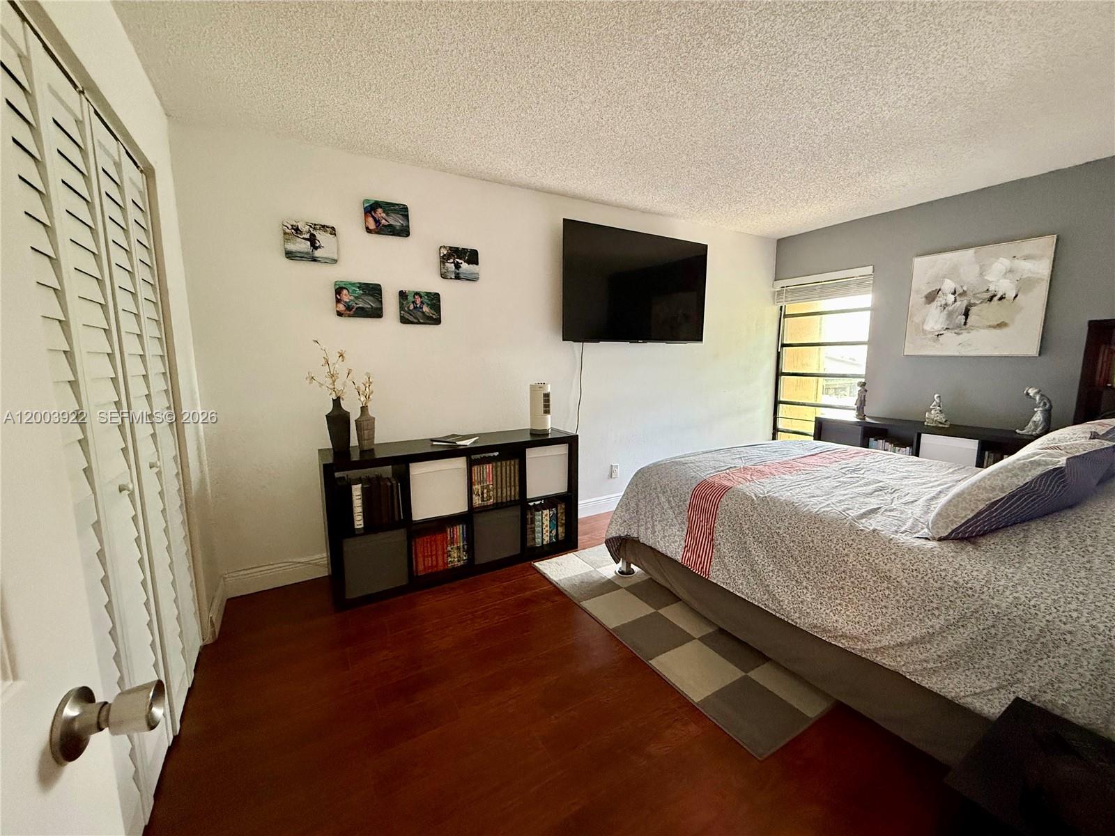 WESTVIEW CONDOMINIUM 4 - Residential