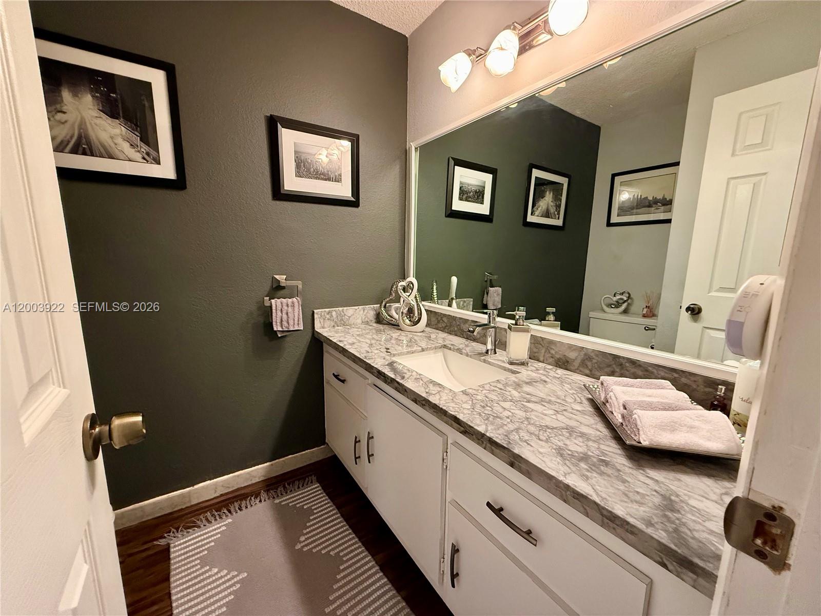 WESTVIEW CONDOMINIUM 4 - Residential