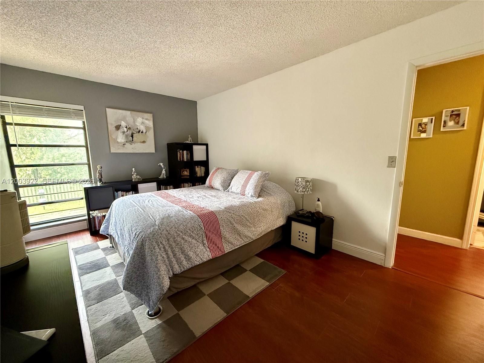 WESTVIEW CONDOMINIUM 4 - Residential