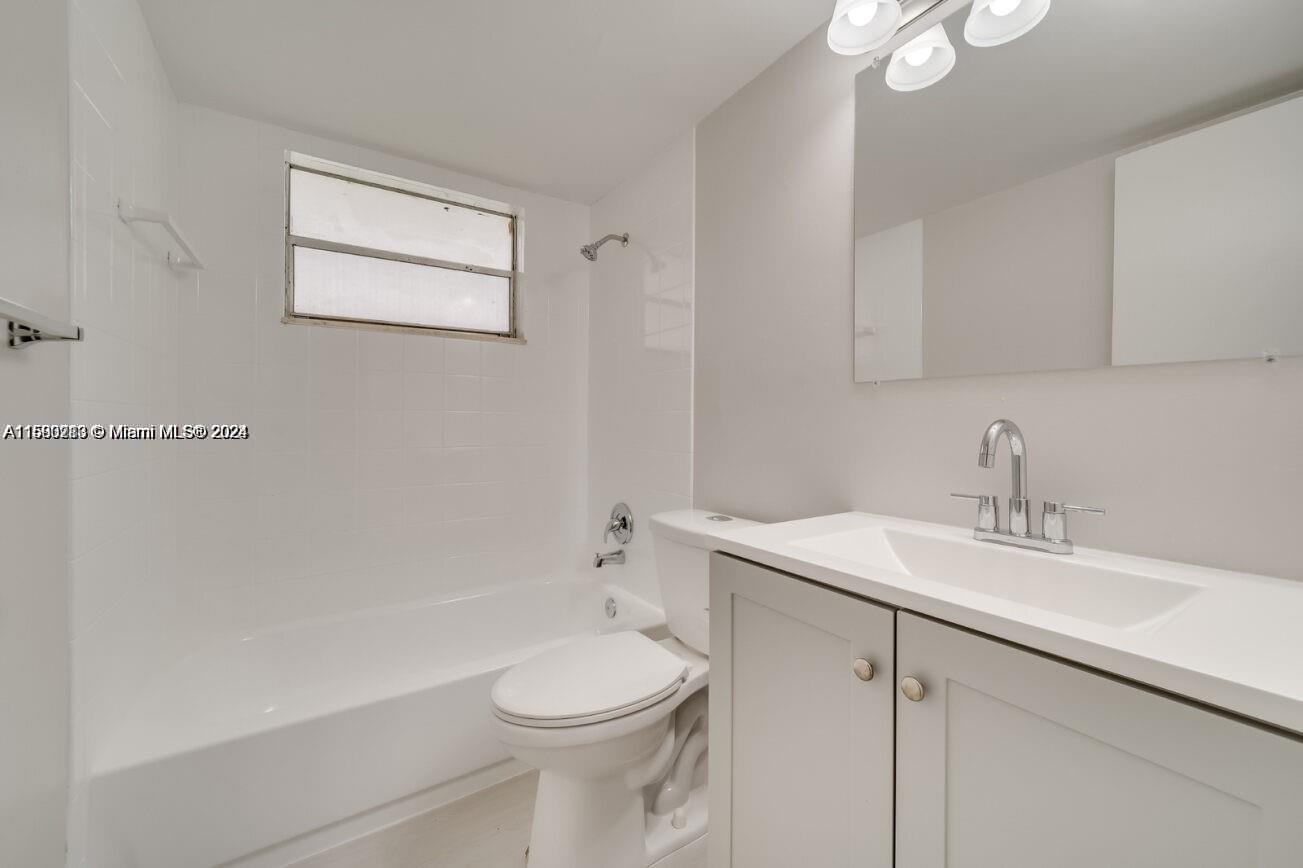 HALFWAY-TREE CONDO - Residential Lease