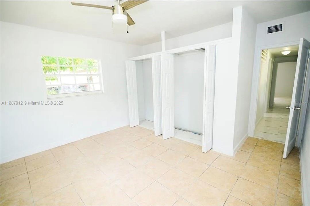 W MIAMI SHORES SEC B - Residential