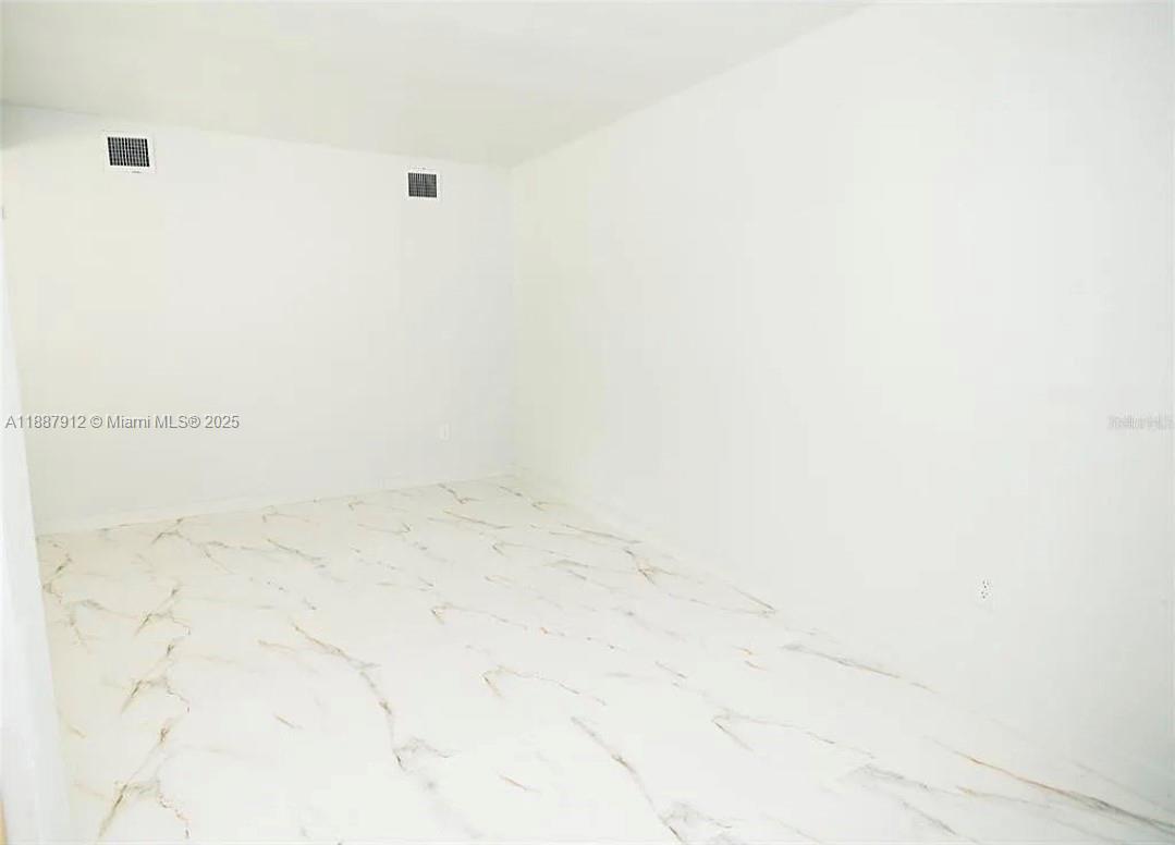 W MIAMI SHORES SEC B - Residential