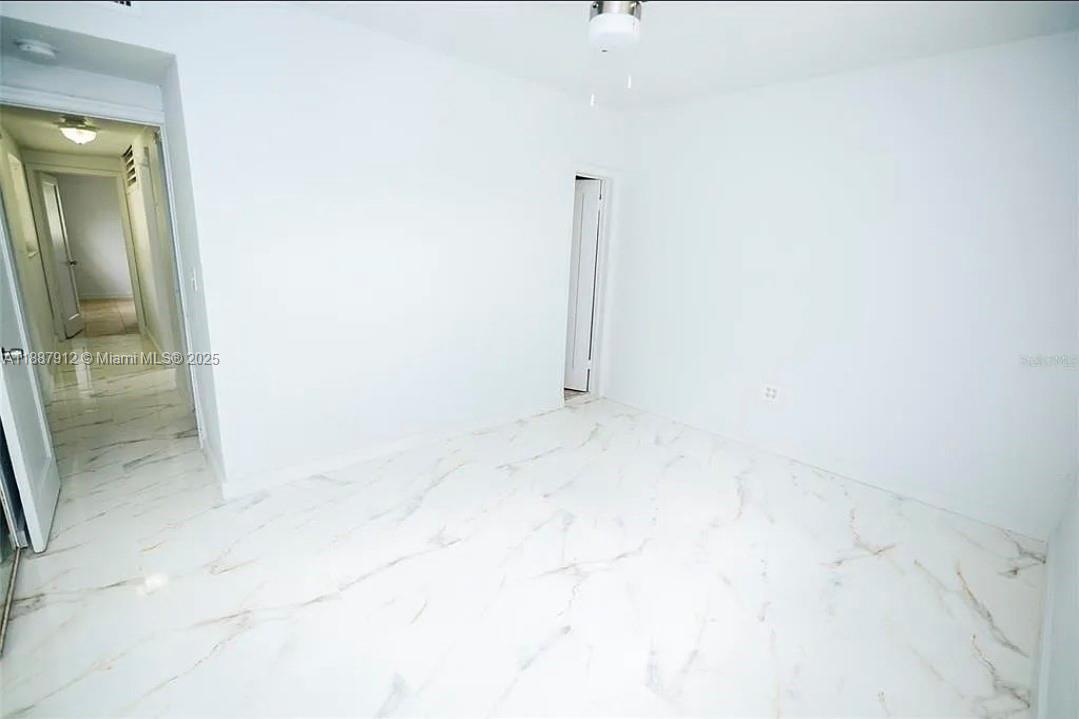 W MIAMI SHORES SEC B - Residential