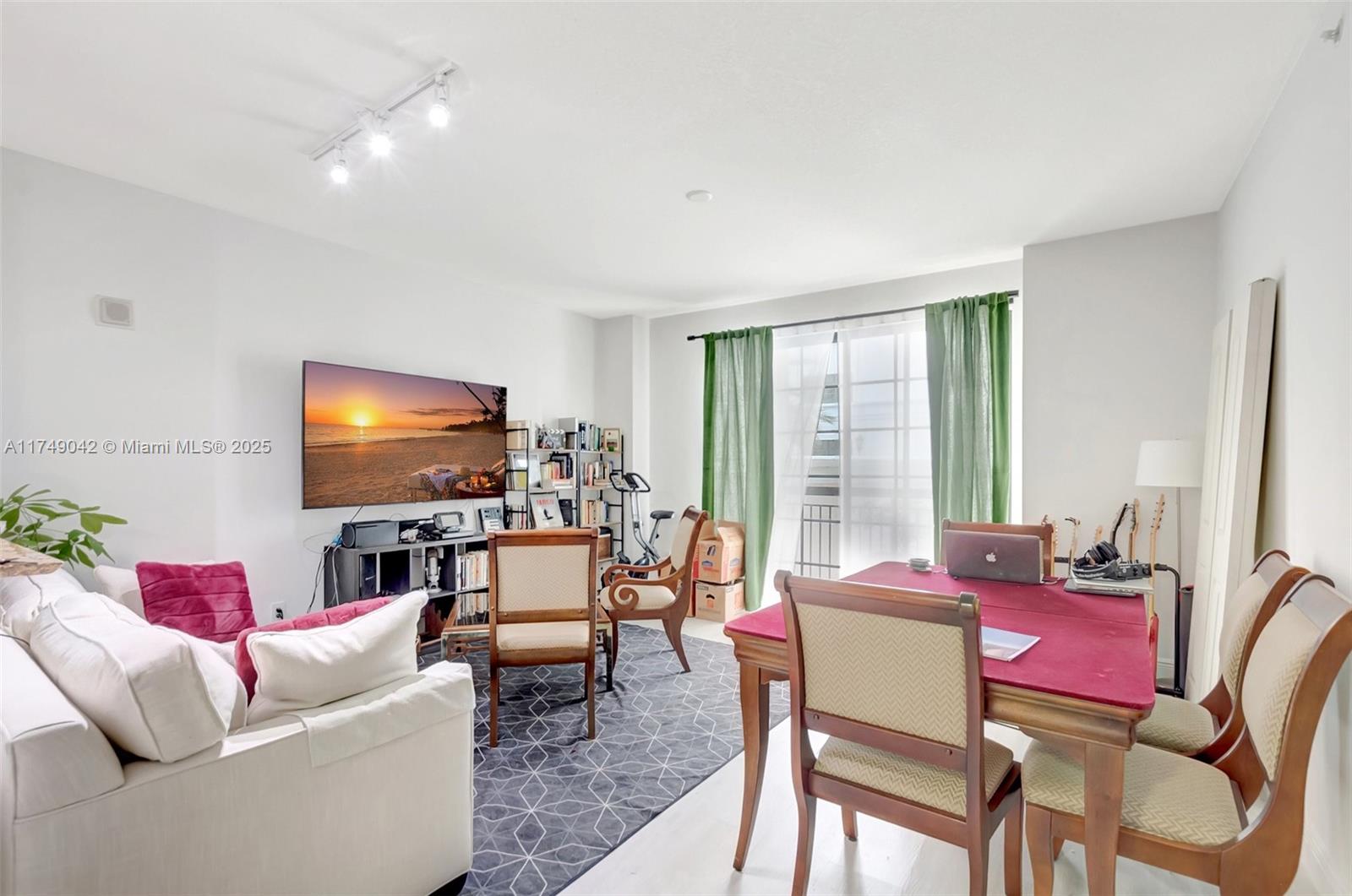 BOCA GRAND CONDO - Residential