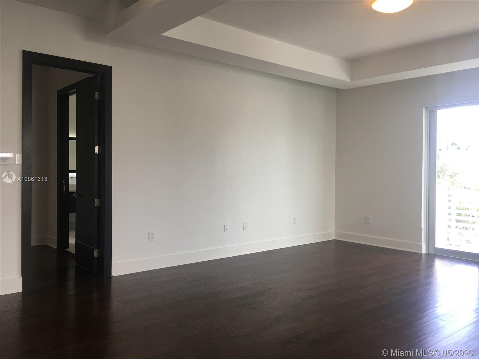 OASIS PARK SQUARE AT DORA - Residential Lease