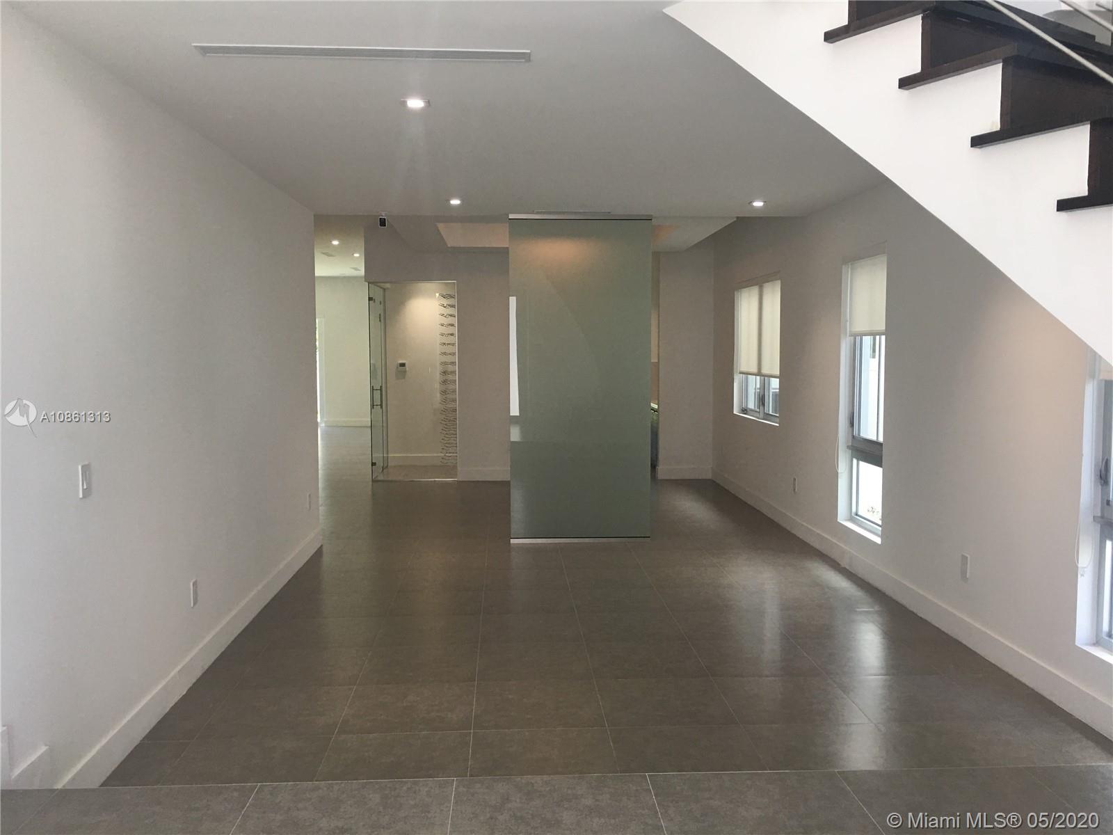 OASIS PARK SQUARE AT DORA - Residential Lease