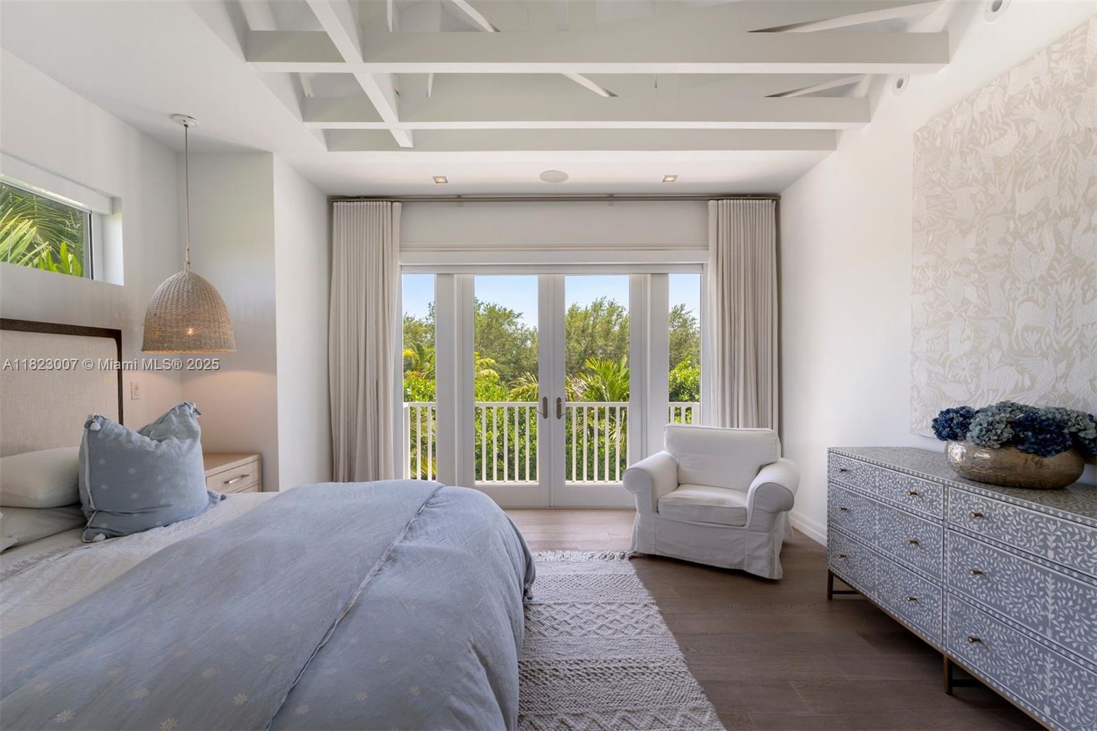 TROPICAL ISLE HOMES SUB 4 - Residential