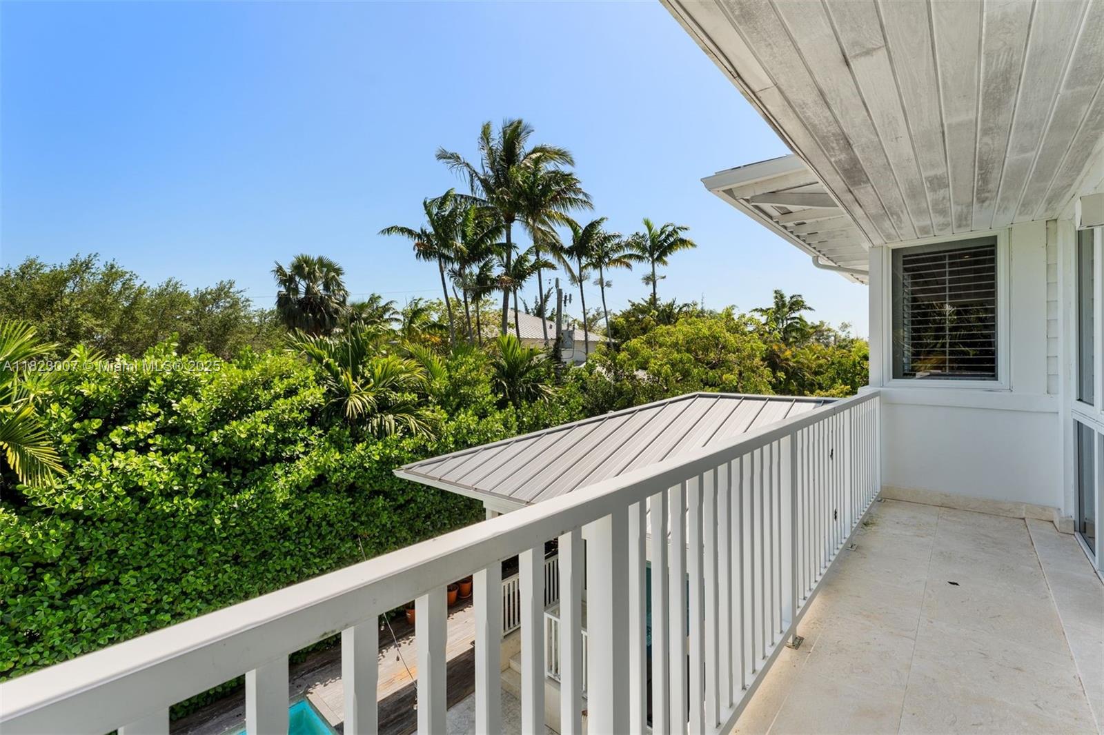 TROPICAL ISLE HOMES SUB 4 - Residential