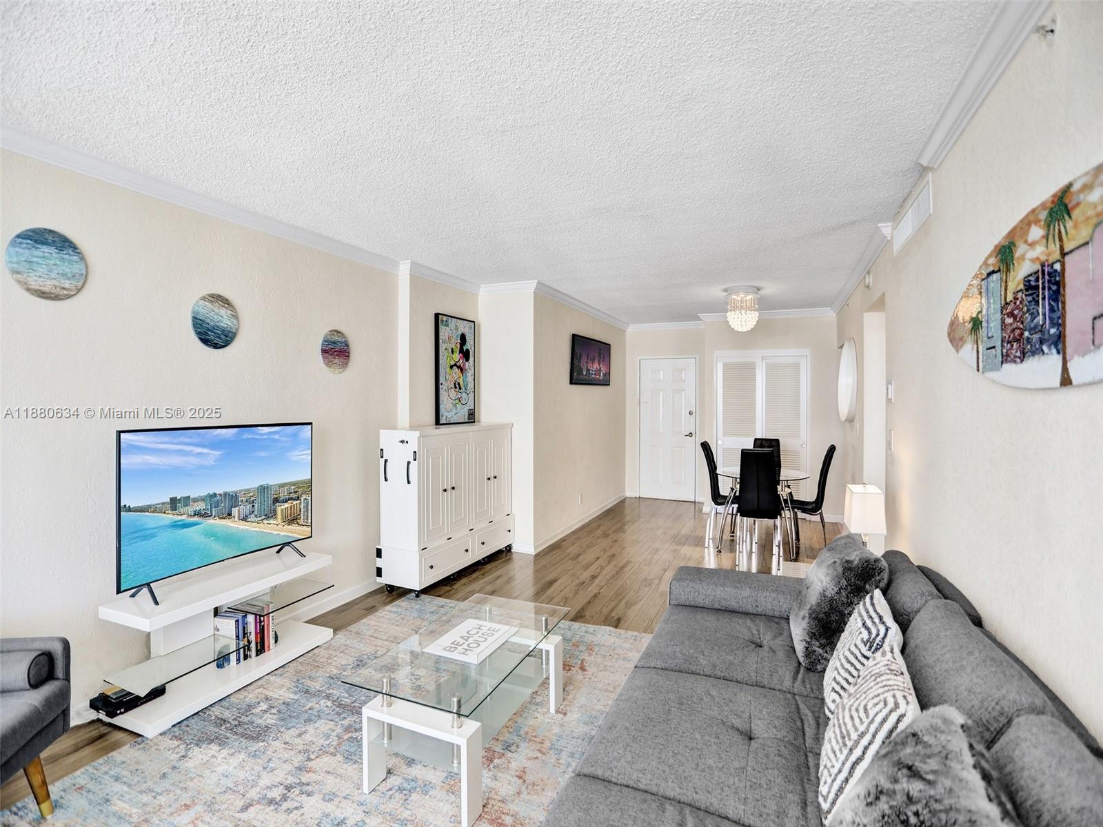 WAVE CONDO - Residential Lease