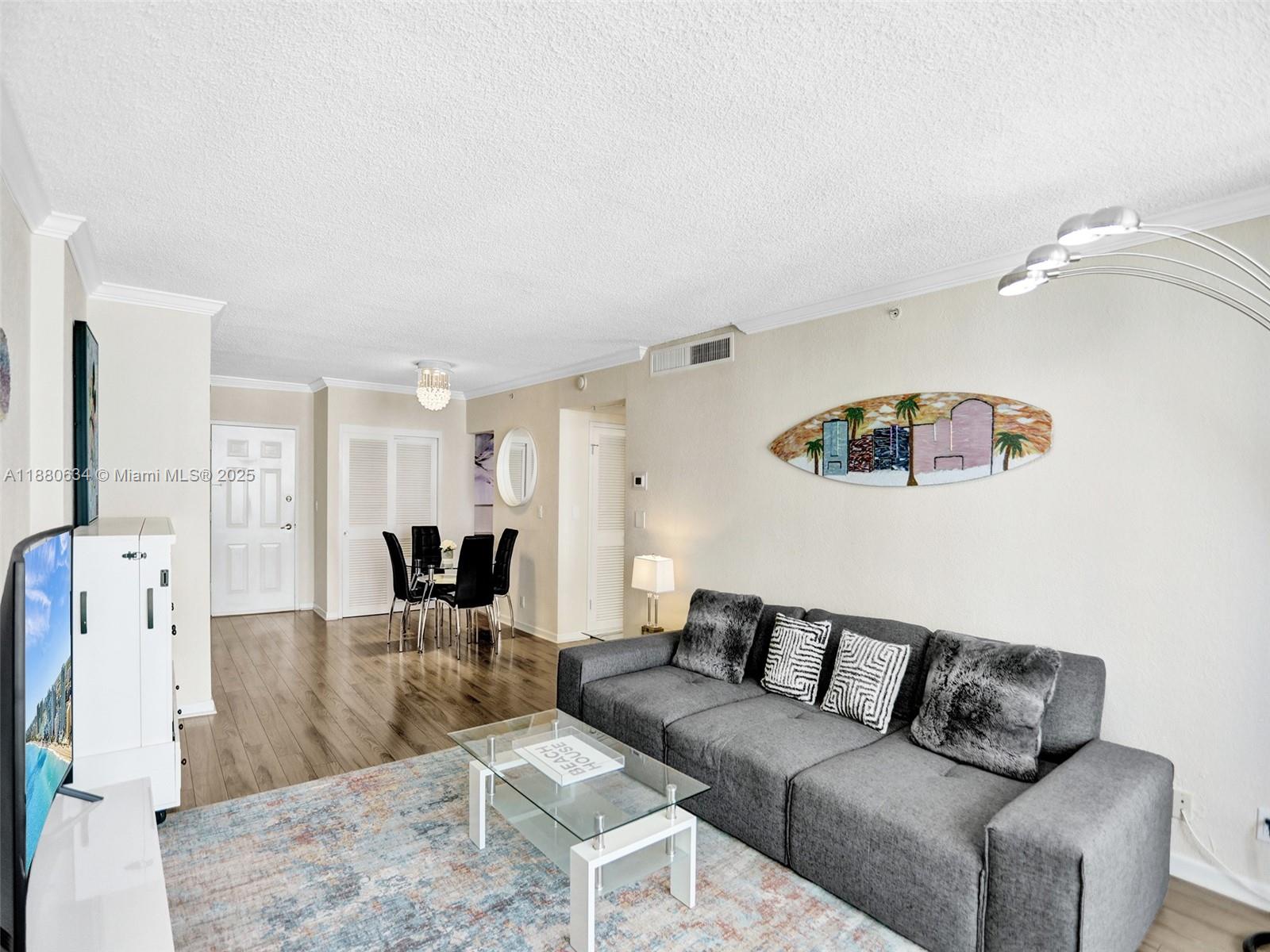 WAVE CONDO - Residential Lease