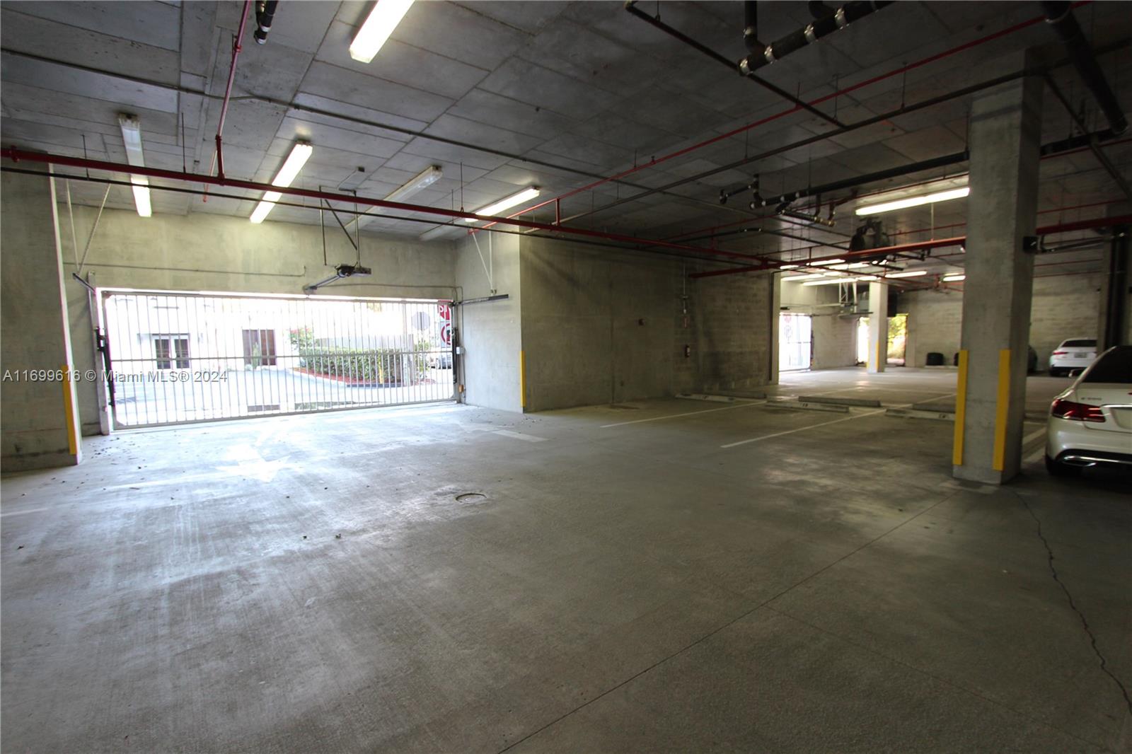 MILL CONDO - Residential
