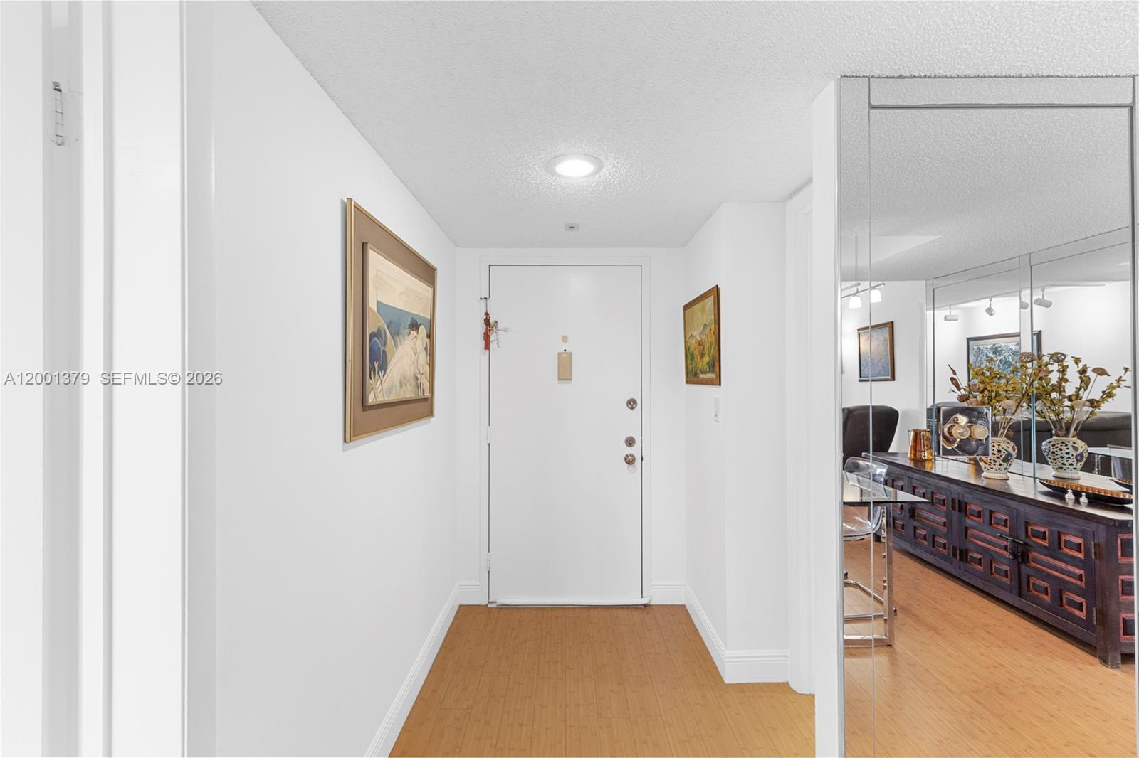 BLDG 6 OF COUNTRY CLUB AP - Residential