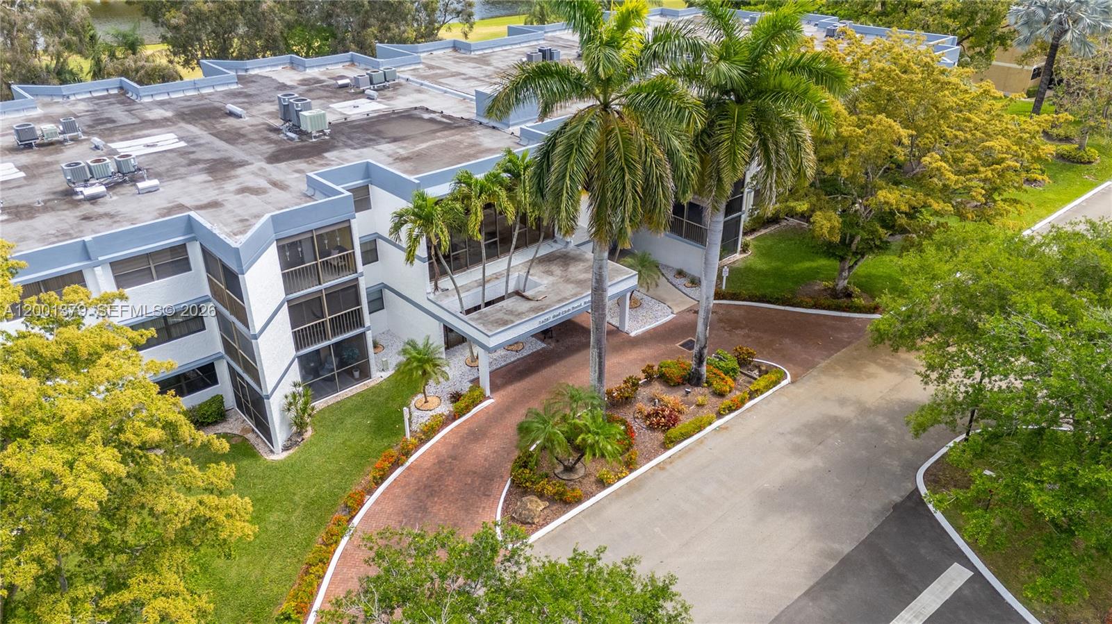 16251 Golf Club Rd 311