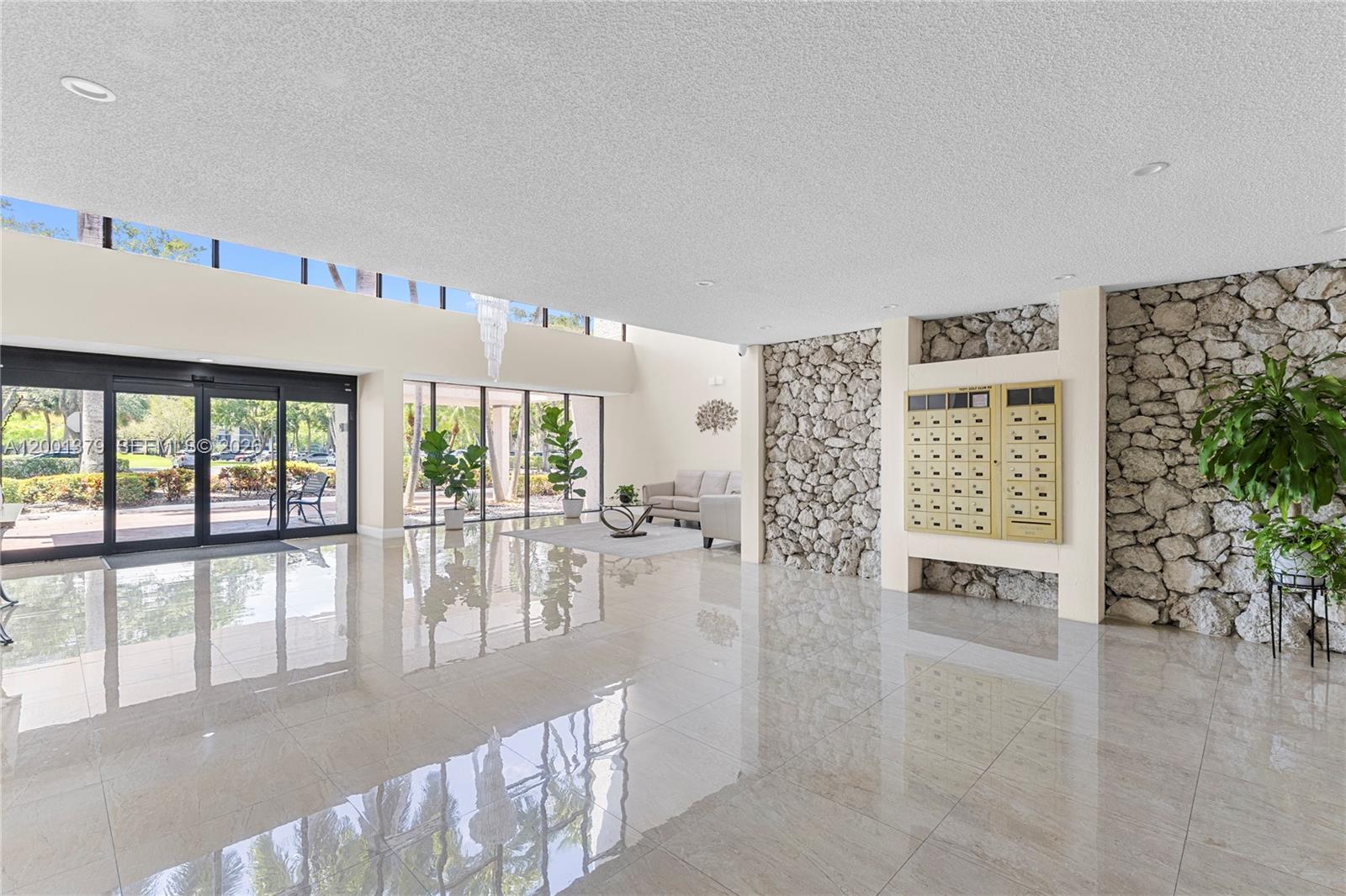 16251 Golf Club Rd 311