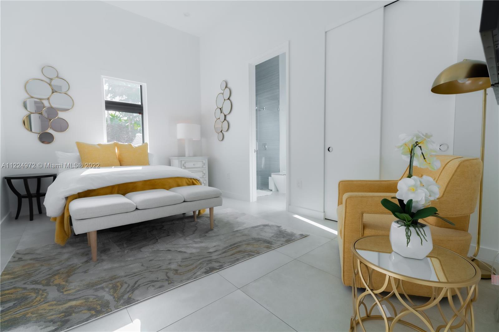 TOWN & RANCH ESTATES - Residential