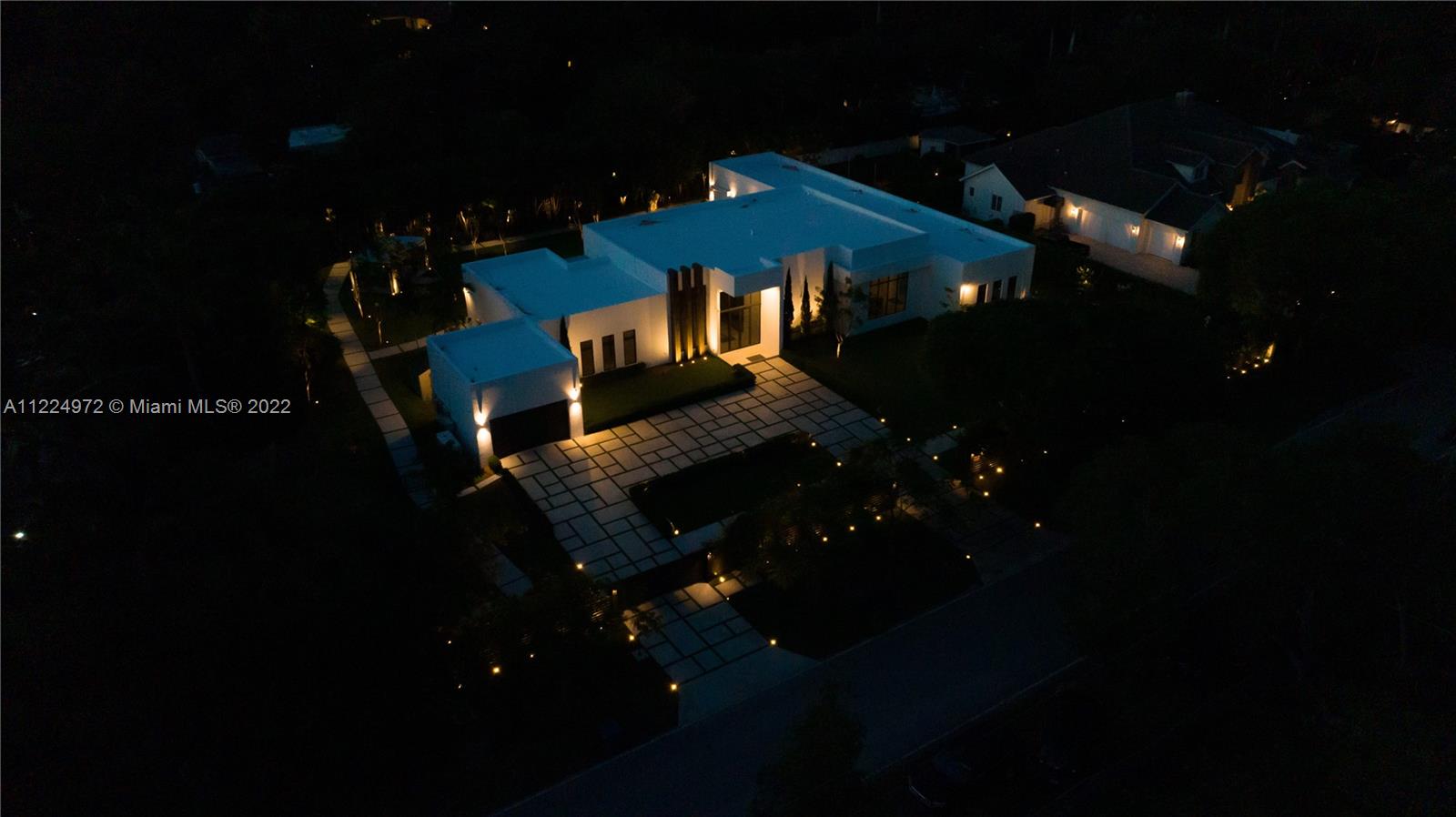 TOWN & RANCH ESTATES - Residential