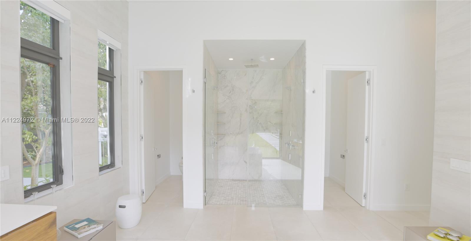 TOWN & RANCH ESTATES - Residential