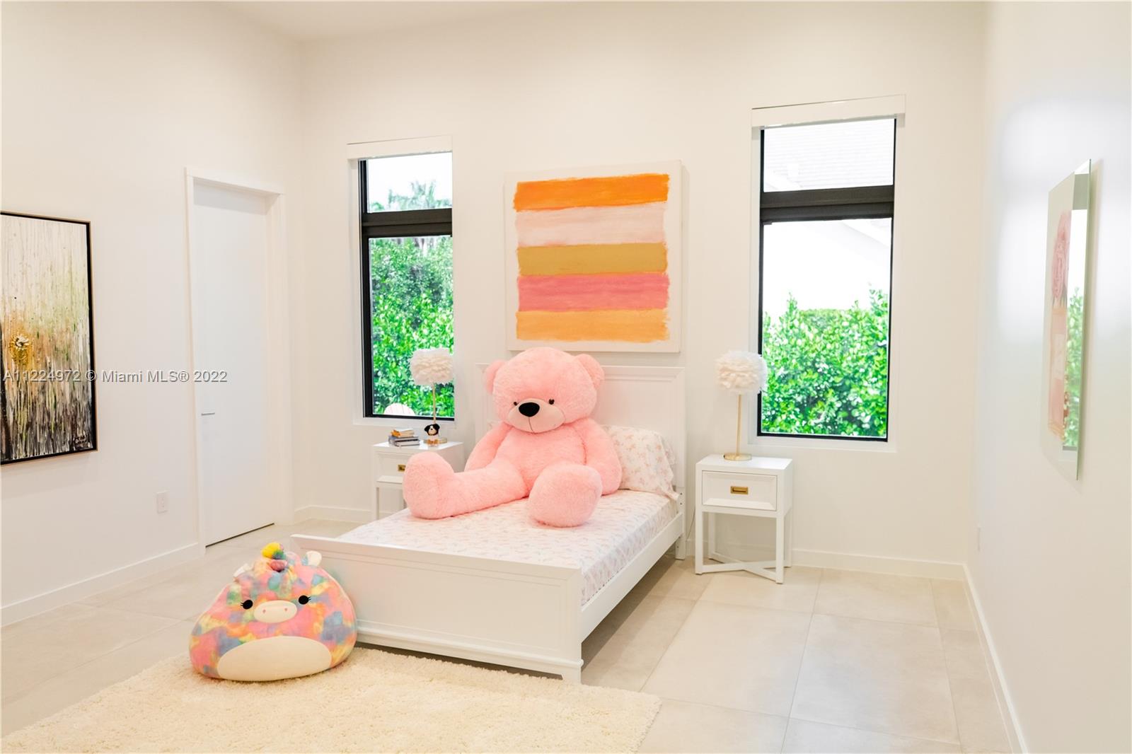 TOWN & RANCH ESTATES - Residential