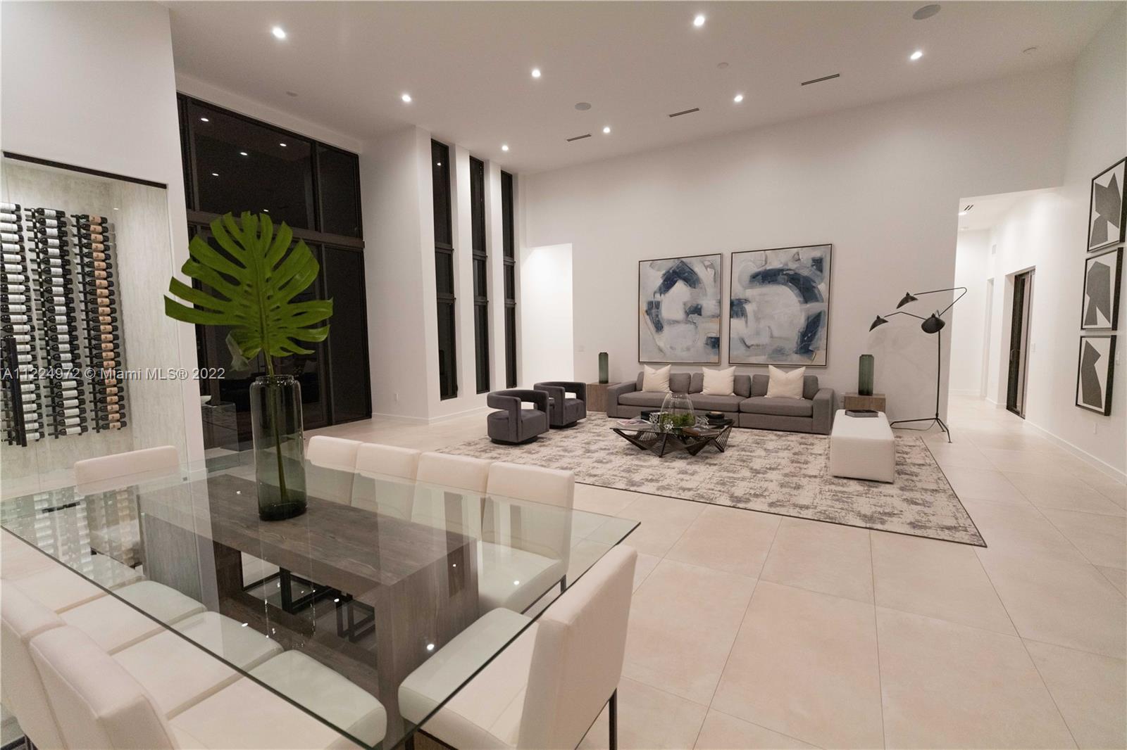 TOWN & RANCH ESTATES - Residential