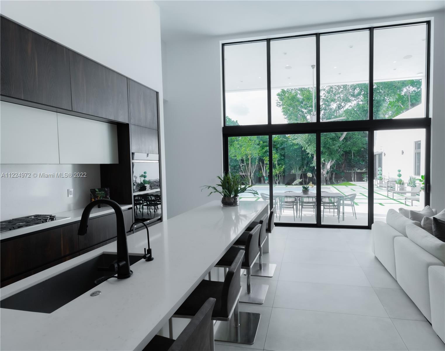 TOWN & RANCH ESTATES - Residential