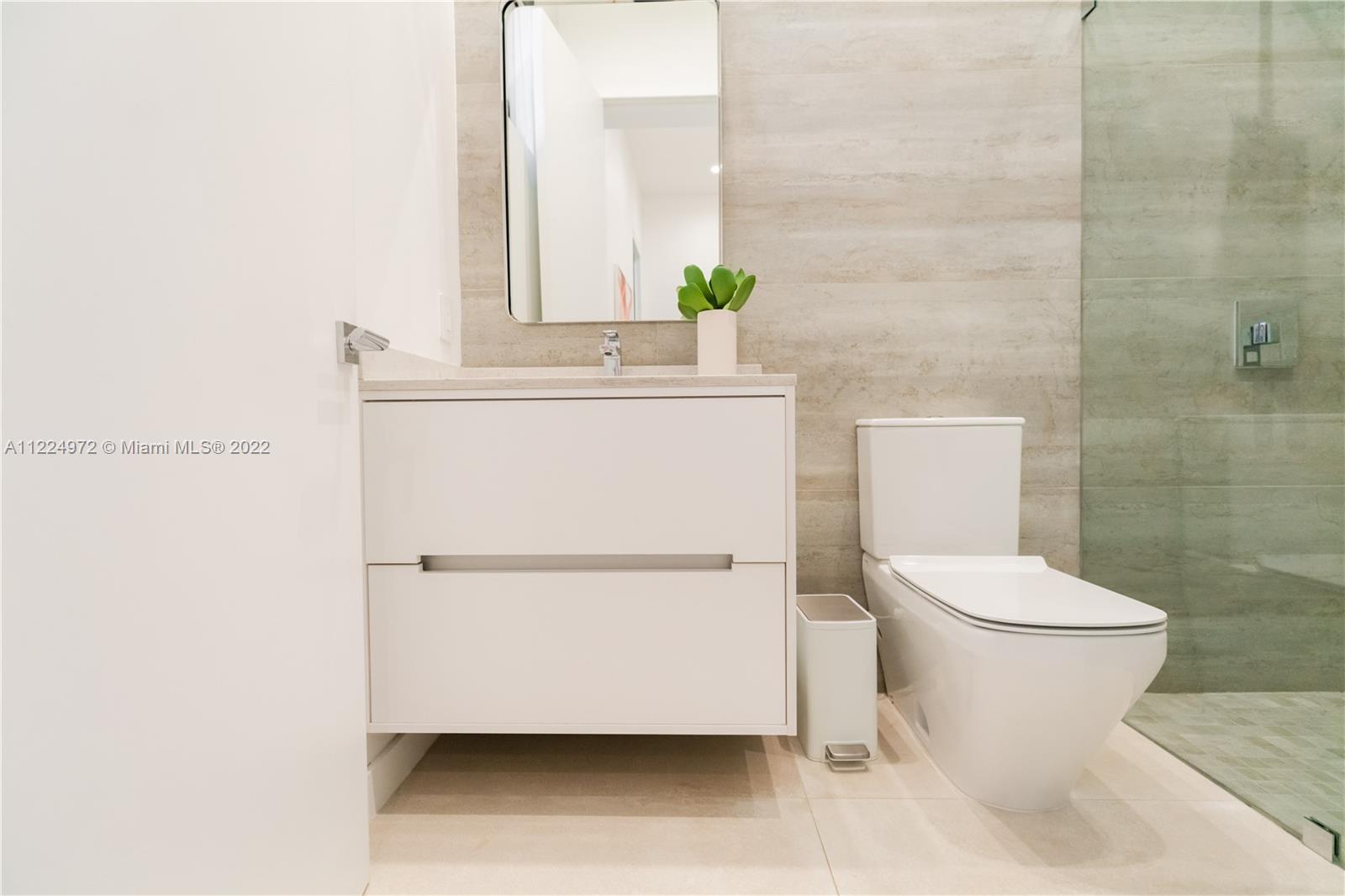 TOWN & RANCH ESTATES - Residential