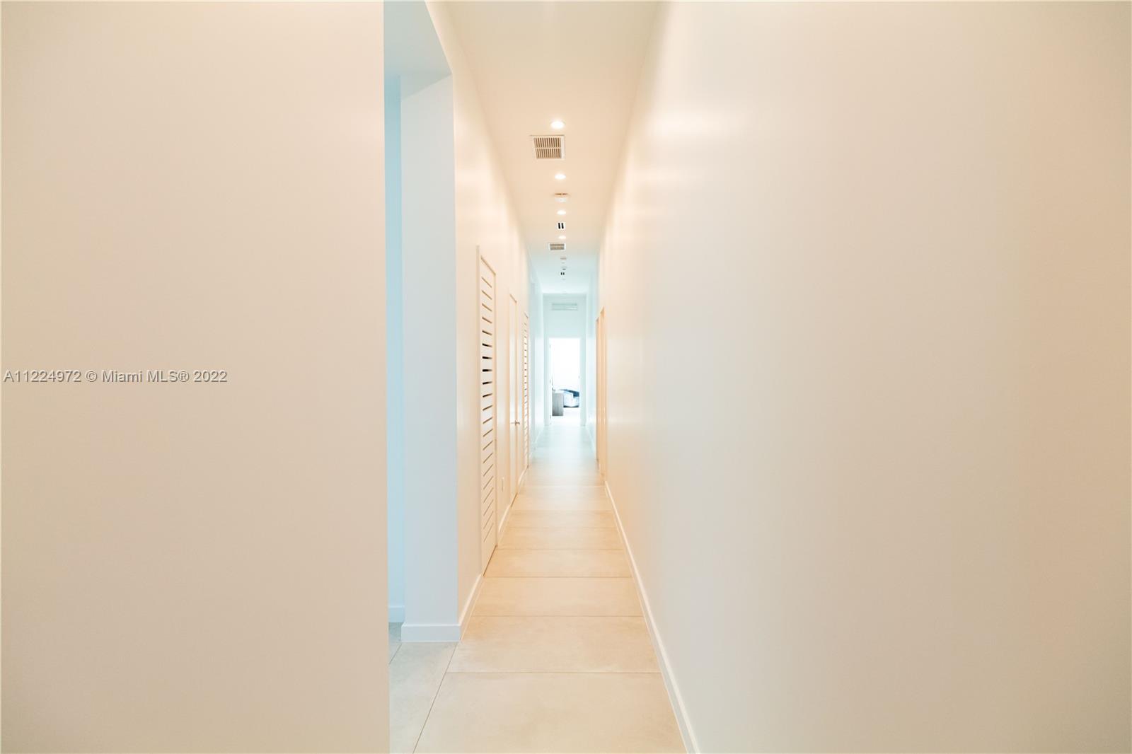 TOWN & RANCH ESTATES - Residential