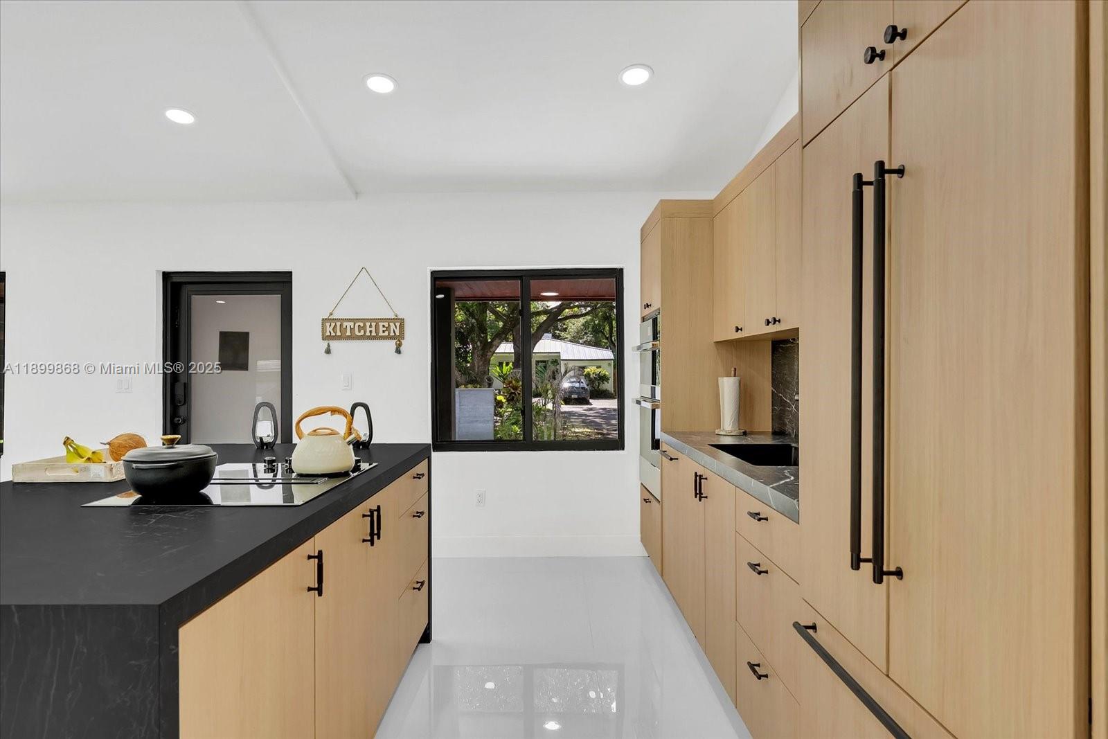 DUNNINGS MIAMI SHORES EXT - Residential Lease