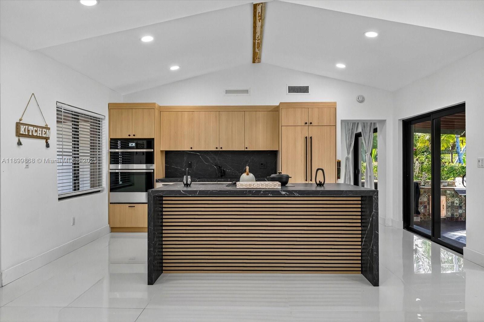 DUNNINGS MIAMI SHORES EXT - Residential Lease