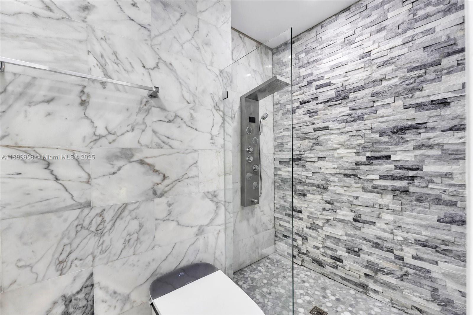 DUNNINGS MIAMI SHORES EXT - Residential Lease