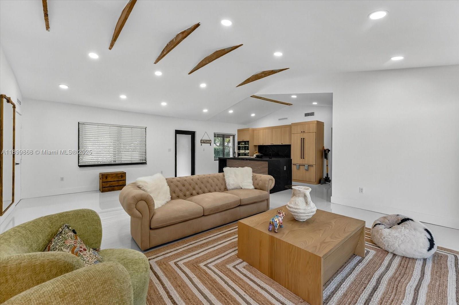 DUNNINGS MIAMI SHORES EXT - Residential Lease