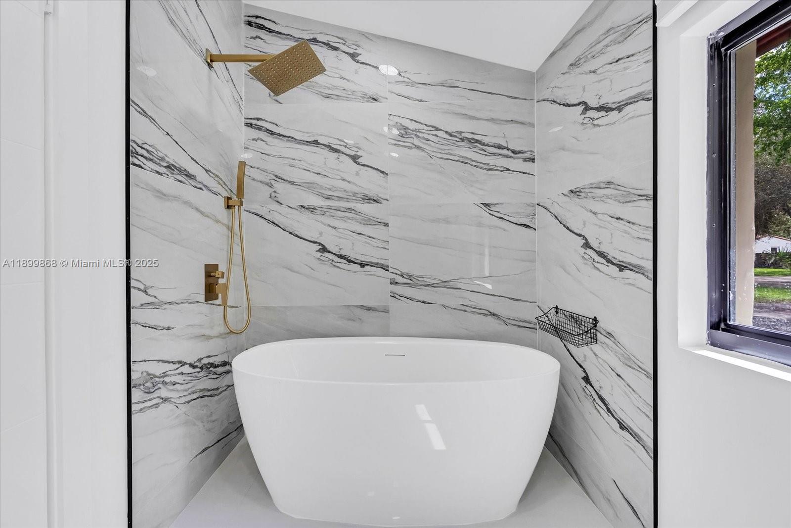 DUNNINGS MIAMI SHORES EXT - Residential Lease